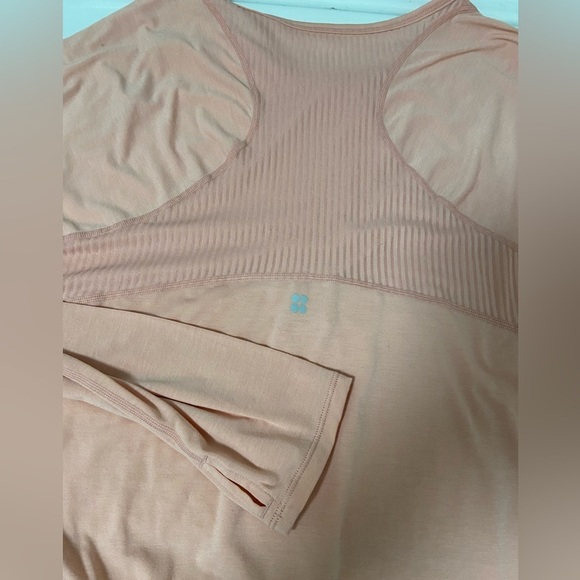 Sweaty Betty Tops - Sweaty Betty London pale pink large workout yoga long sleeve top